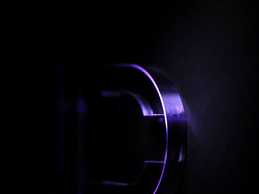 Reflexo violeta — precisao técnica LABCRI